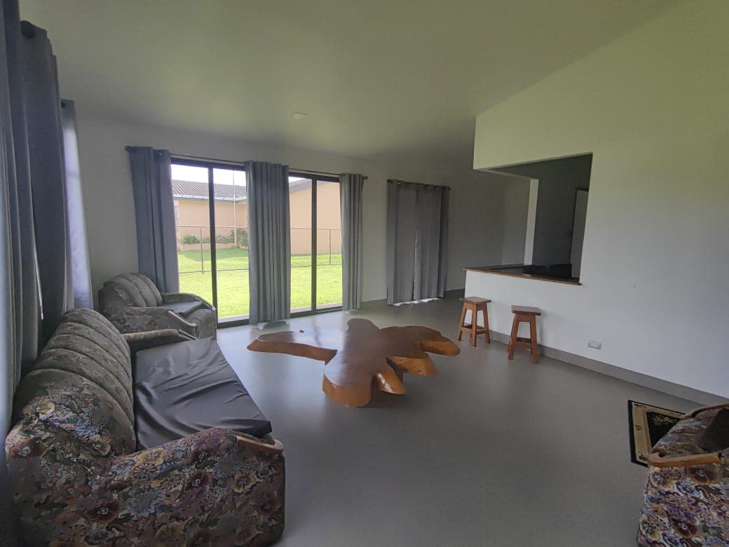 Lovely 3BD, 2BA Lake & Volcano View Home Walking Distance to Everything