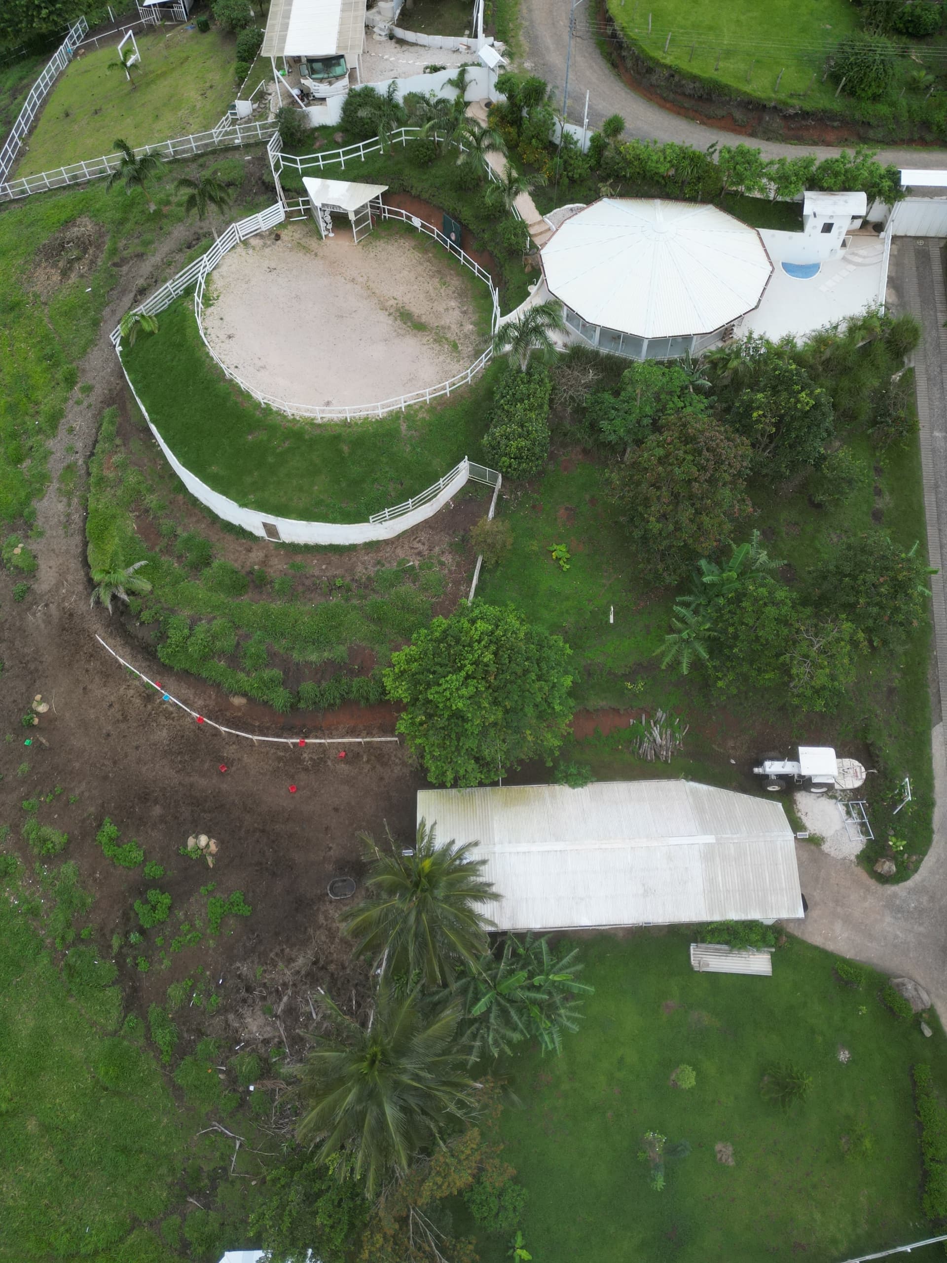 Luxury 7.41 Acre Estate 13 BD 10 BA w/ beautiful views of Lake Arenal & the Volcano