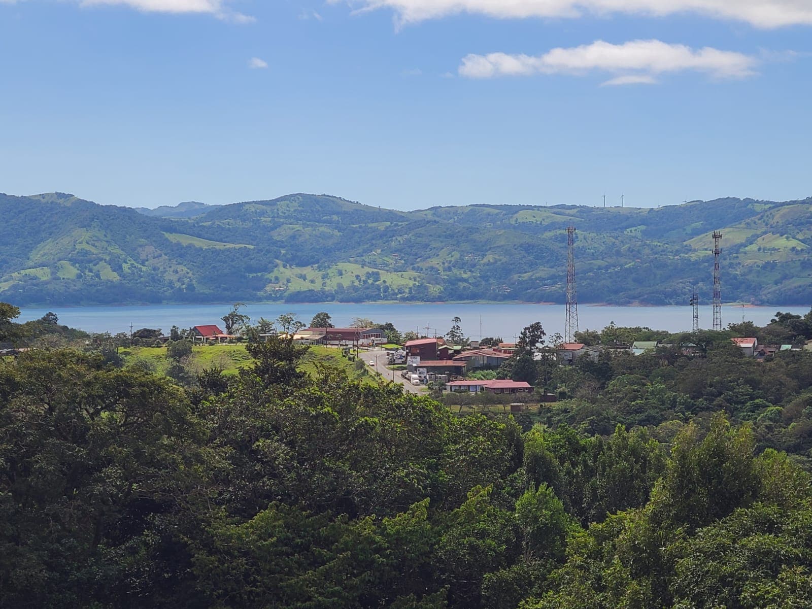 35,000 Sqm Property with Spectacular Lake Arenal View and Ravine