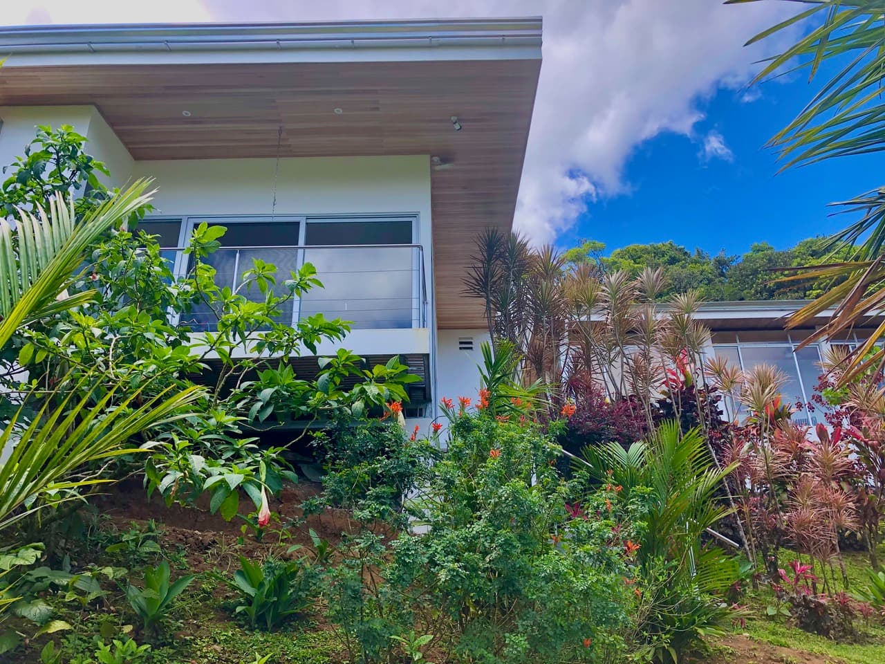 Casa Pink Sky 3BD 3BA – A Private Sanctuary with Volcano & Mountain Views