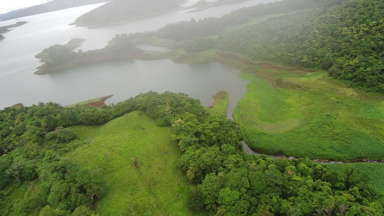 Beautiful 4055 m2 (1.00 Acre) Lolt w/ Amazing Lake Arenal Views in El Aguacate