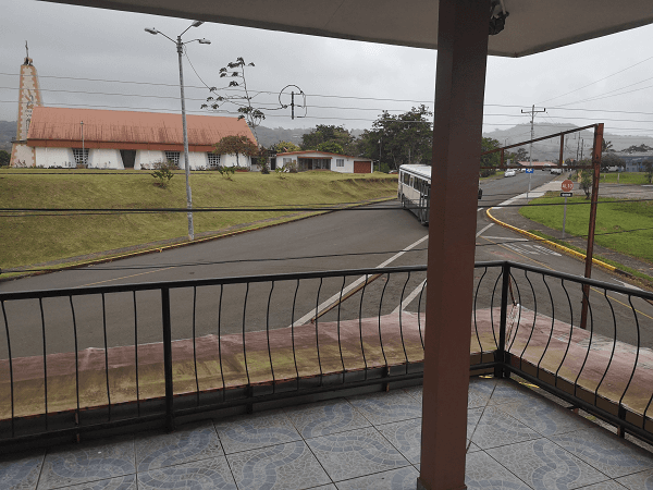 2 Story 322 m2 Commercial Building in Nuevo Arenal Central