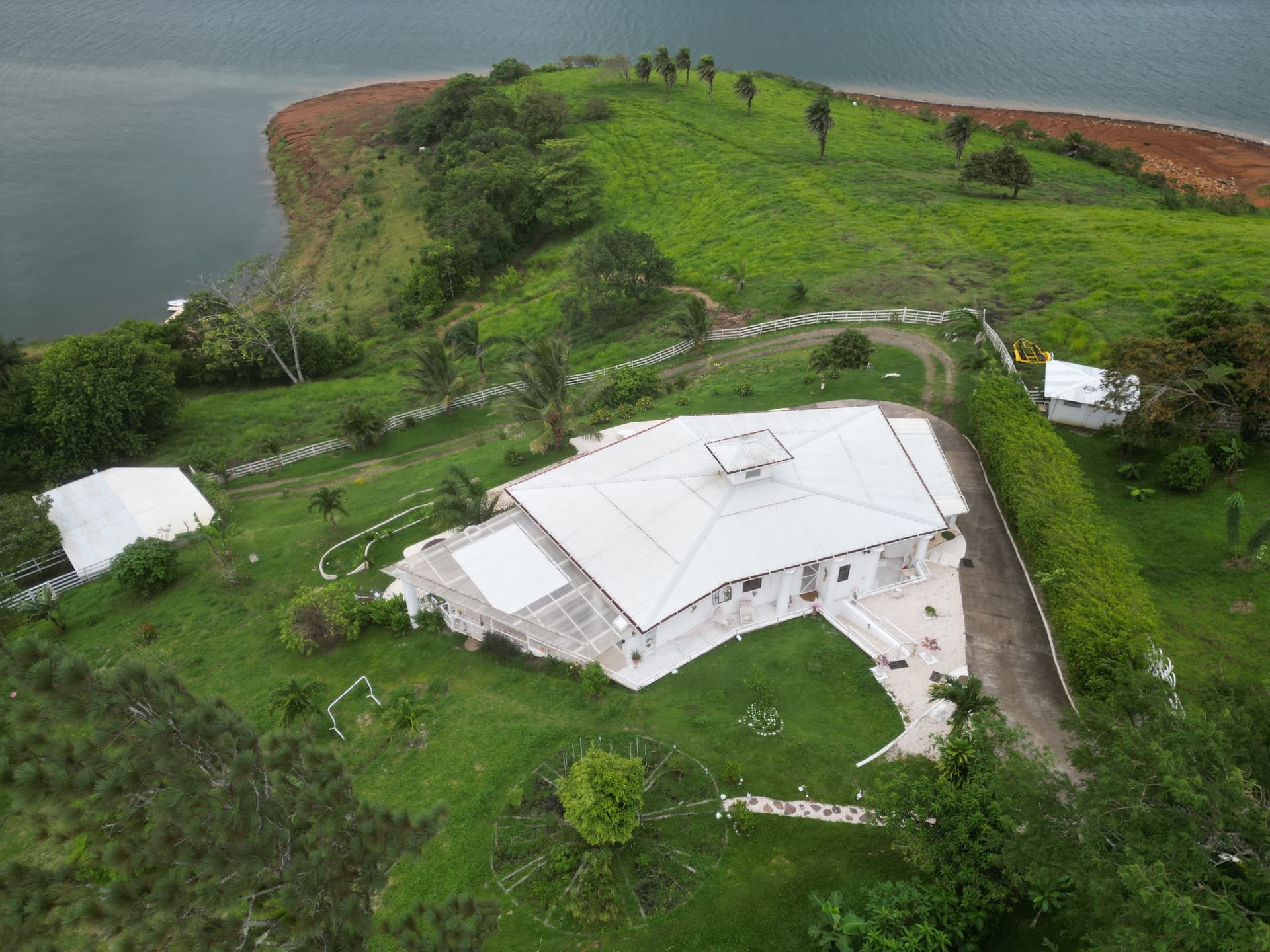 Luxury 7.41 Acre Estate 13 BD 10 BA w/ beautiful views of Lake Arenal & the Volcano