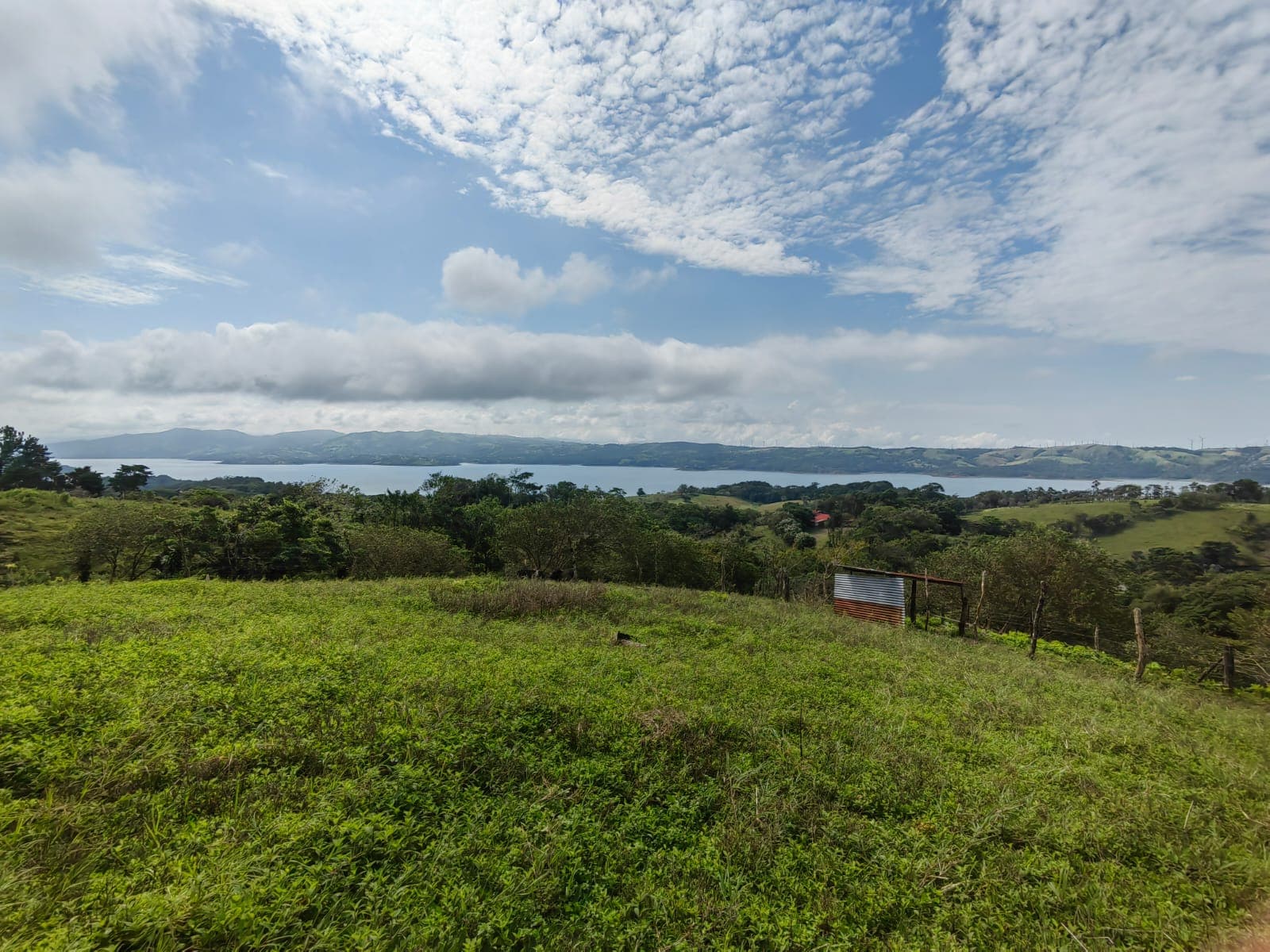 Beautiful lot of 7,031 m2 (1.73 Acre) w/ Lake, Volcano, and Mountain Views