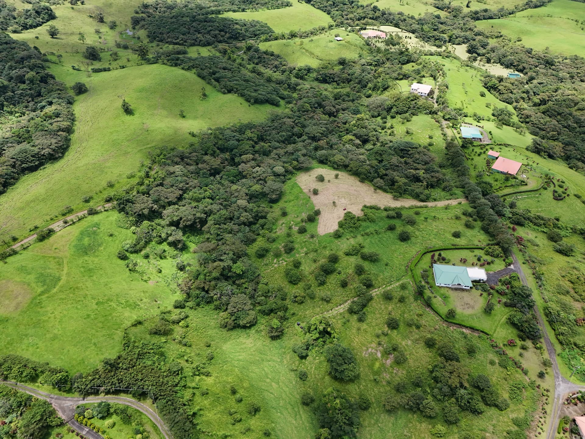 Stunning 12.59-Acre Lot with Volcano Views in Nuevo Arenal