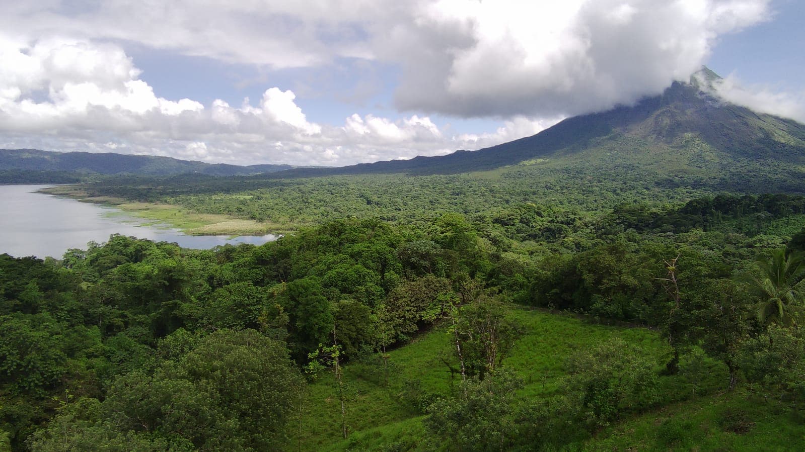 Exceptional Lake and Volcano View Property in El Castillo, San Carlos