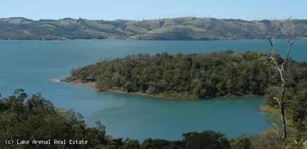 Lake View Lot in One Of Lake Arenal's Most Exclusive Gated Communities