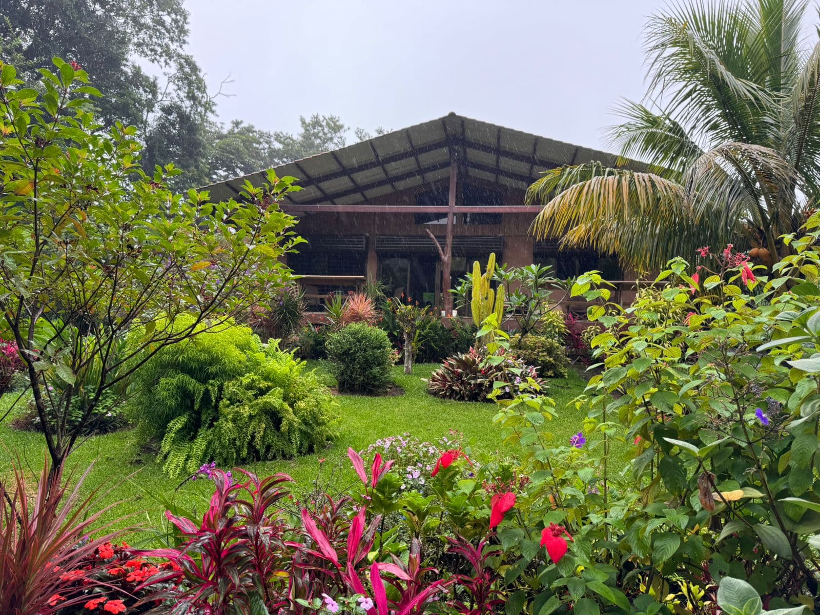 Mountain View Home 2 Bedrooms 2 Bathroom in Sabalito