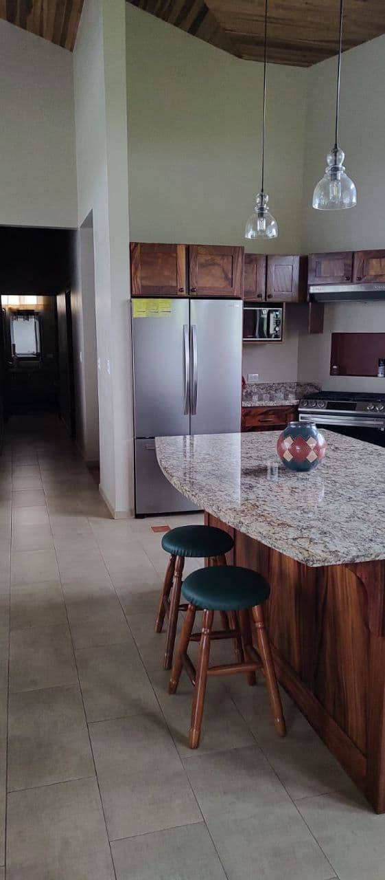 Luxury 2 Bedroom / 2 Bathroom Home W/ Stunning Lake & Volcano Views