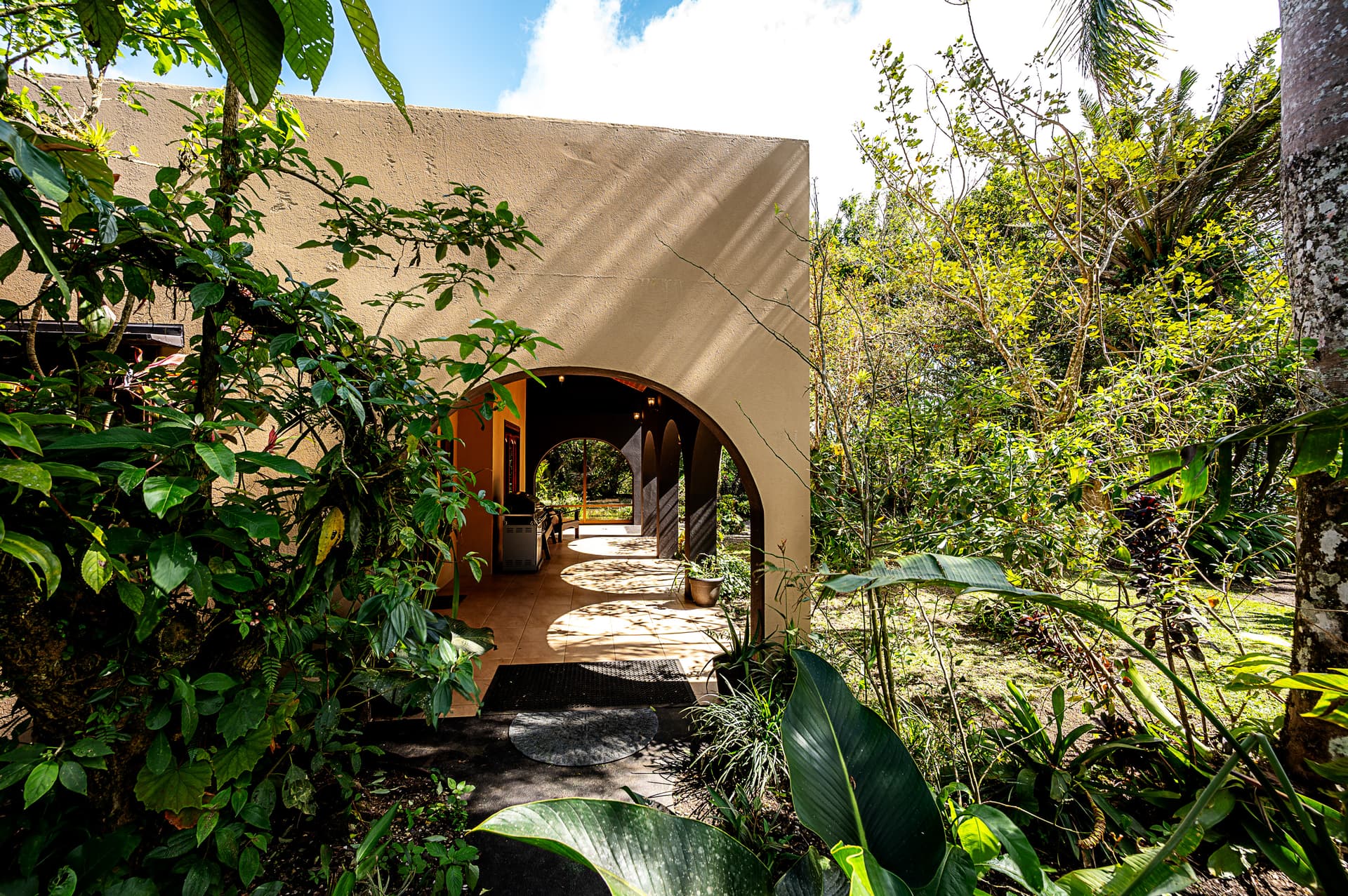 Spacious Arenal View Home with Cabins, Pavilion & Nature Trails