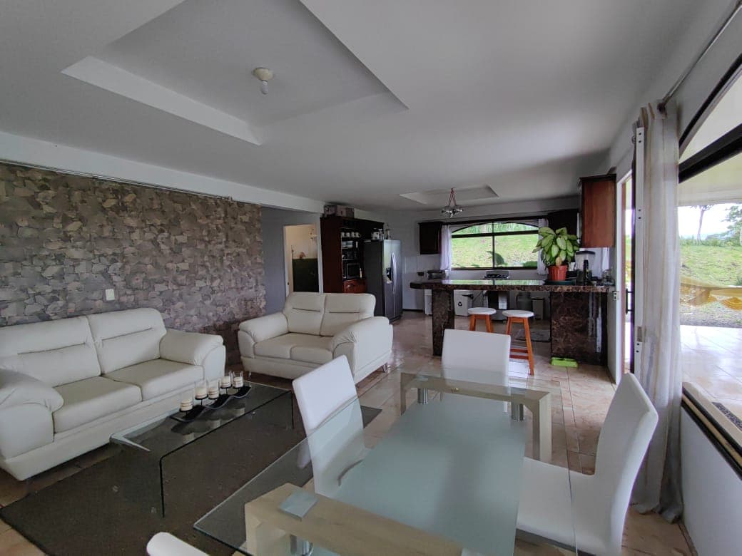 A Super Private, Furnished, LAKE FRONT,Property with Newer Tico House