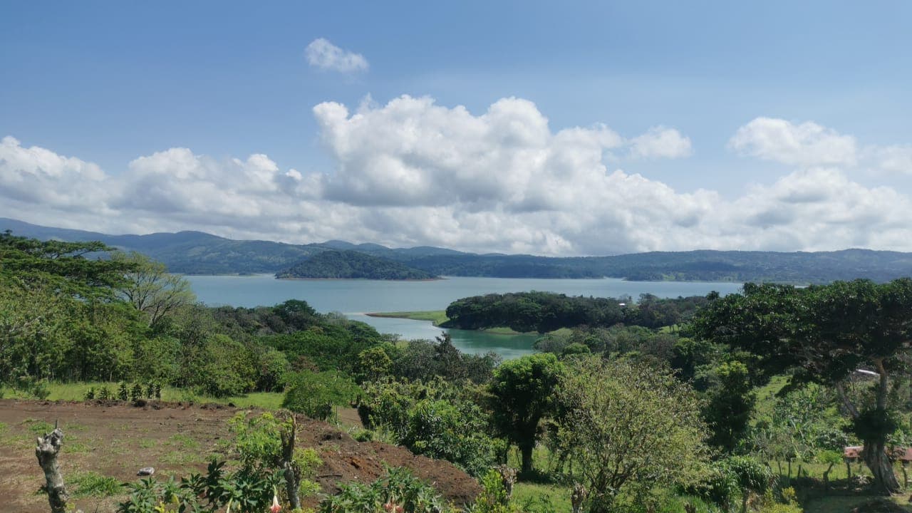 Magnificent, 1.2-acre, Lake View Lot Near Lake Arenal in Tronadora